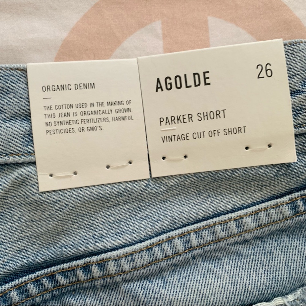 🌜NEW AGOLDE Parker Vintage Cut Off Short in Encore - Picture 5 of 9